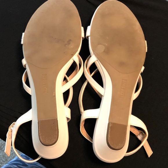 Talbots Women's Elegant Cream Sandals - Picture 2 of 6